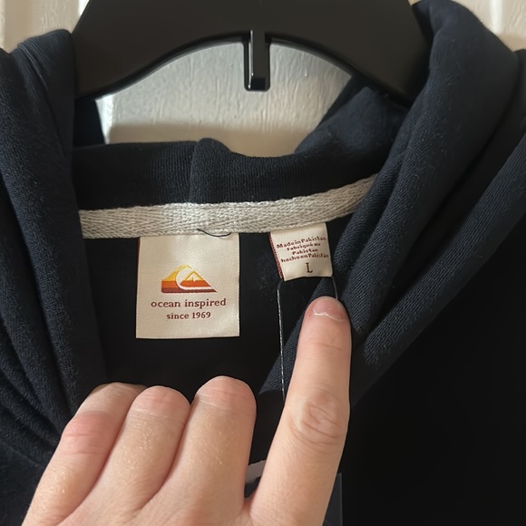 Quiksilver Emboss Fleece Hoodie: BLACK/GRAY: NEW WITH TAGS: SIZE LARGE - Picture 3 of 4